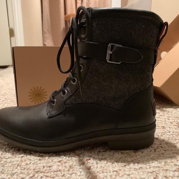 UGG Boots - Picture 4 of 5